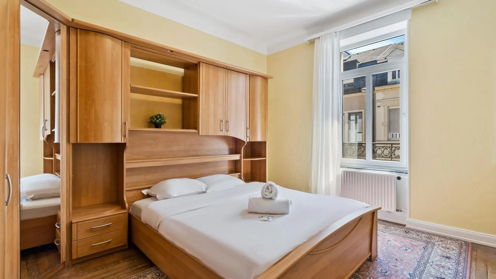 Cozy 3Br Townhome Walk To City Center & Park Free Λουξεμβούργο