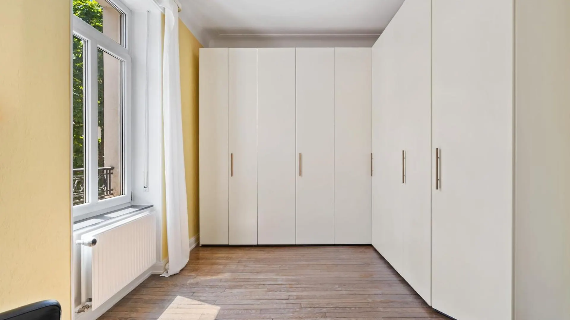 Cozy 3Br Townhome Walk To City Center & Park Free Lucembursko 0*,  Lucembursko